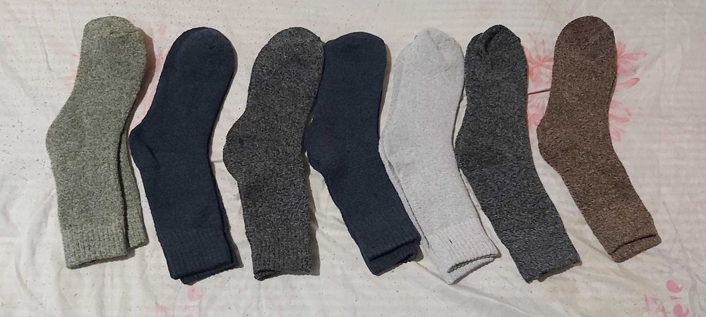 Продавам 7чифта мъжки зимни чорапи