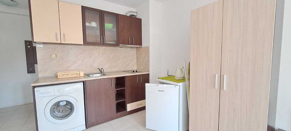 Продава се Едностаен апартамент в Свети Влас - 38 кв.м за 1289 €/кв.м - Снимка #2