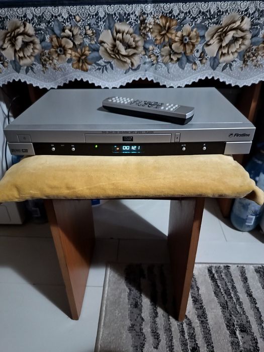 Dvd player FIRSTLINE (Nou)