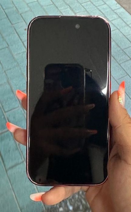 Iphone 14 pro deep purple