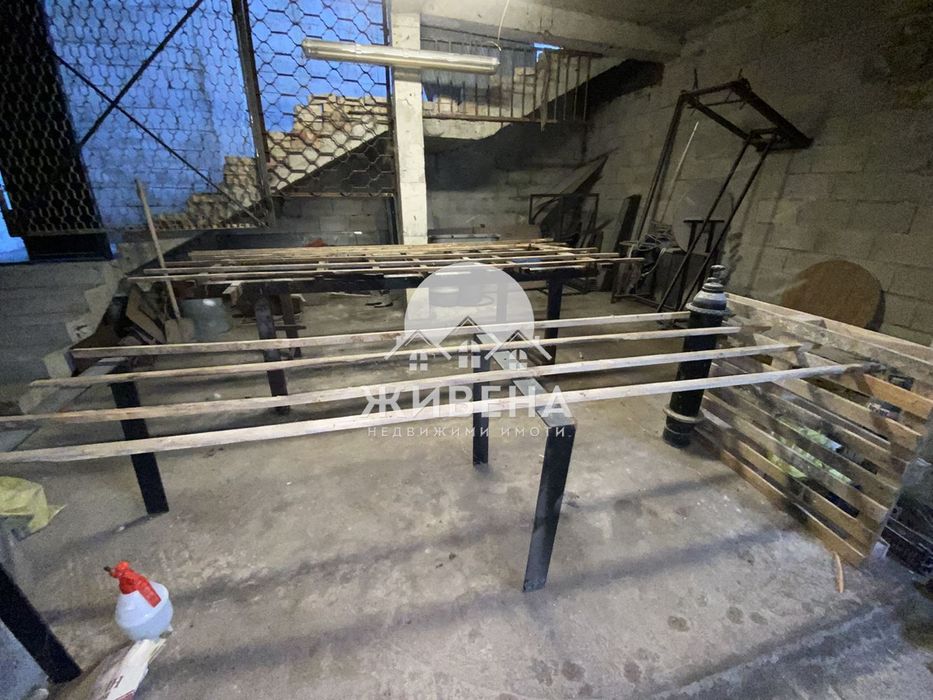 Заведение в центъра на Варна - 296 кв.м, бул. Владислав Варненчик