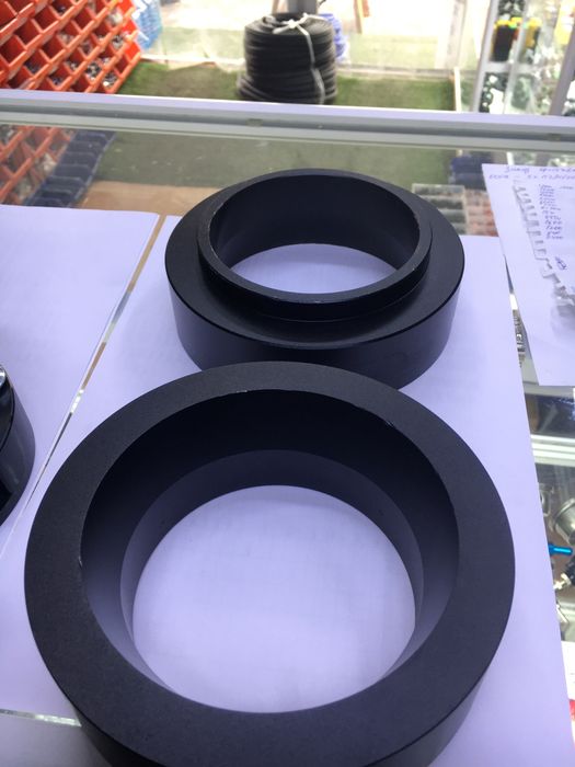 Проставки для поднятия авто