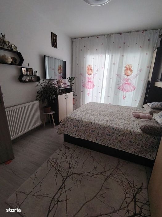 Vanzare Apartament 3 camere semidecomandat, 59 mp, Florilor