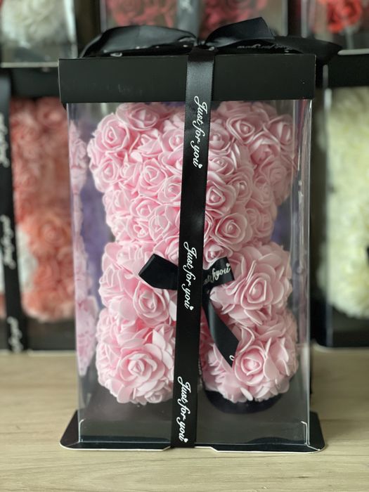 Ursulet din trandafiri de sapun pentru cadou pentru persona iubita