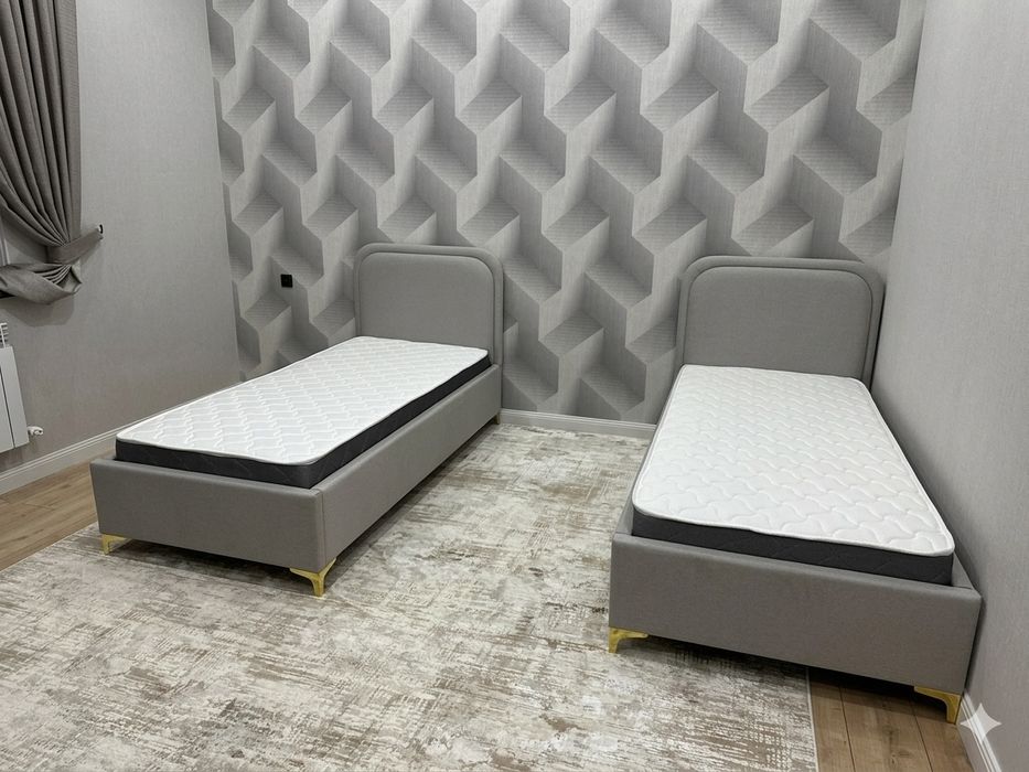 Элегантная кровать с мягким изголовьем на заказ | Любой цвет |