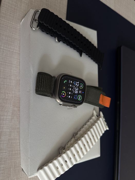 Apple Ultra 49 mm *като нов*  cellular titanium с три каишки