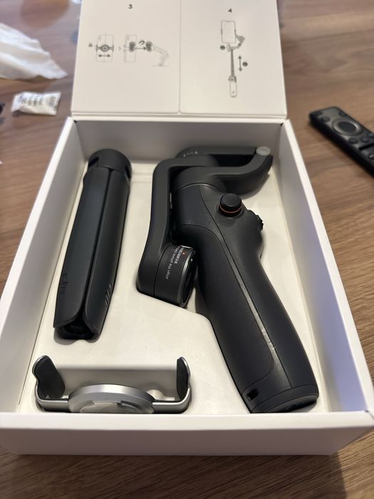 Гимбъл/Стабилизатор за телефон Dji osmo mobile 6