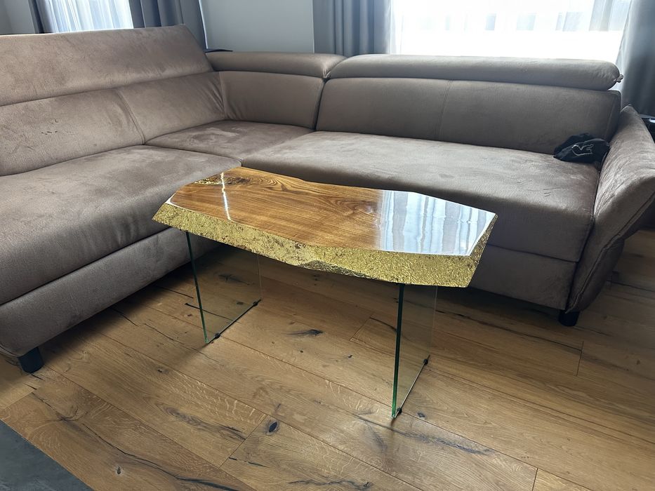 Маса с епоксидна смола холна от масив сефора