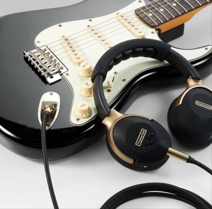 Amplificator wireless pentru căști Positive Grid Spark NEO și rig de chitară alimentat de inteligență artificială cu drivere audio personalizate