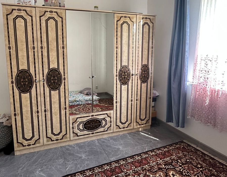 Продам шкаф для одежды