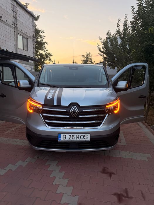 RENAULT Trafic