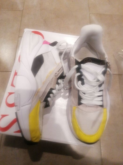 Маратонки Guess номер 39