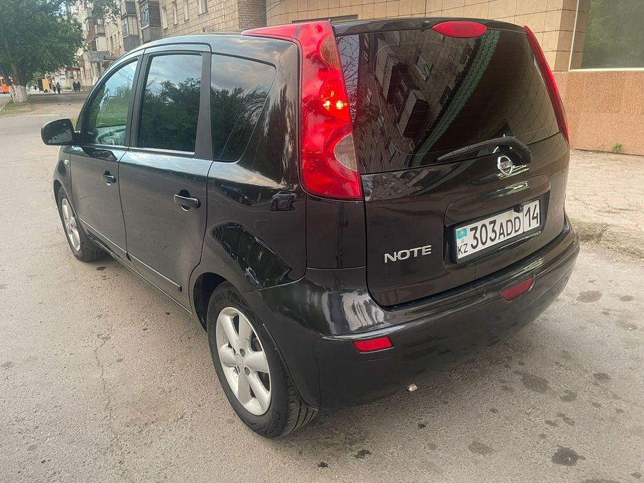 Nissan note e11 2007
