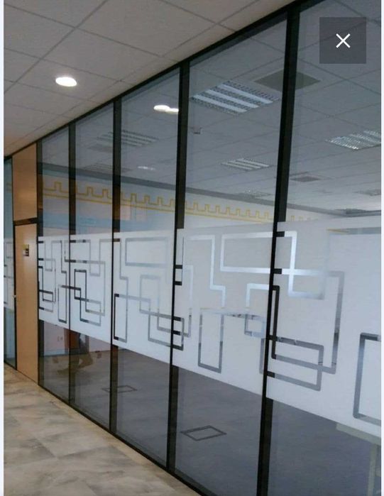 Стеклянные перегородки,двери,витрины,душ кабины,зимние сады,