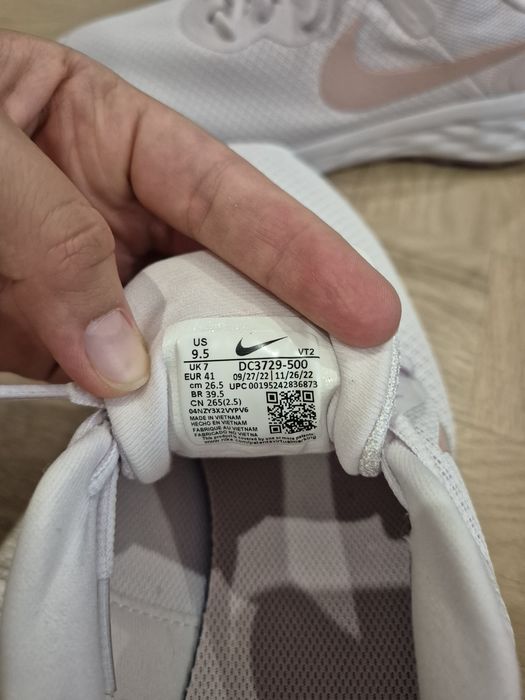 Дамски маратонки Nike Revolution 6