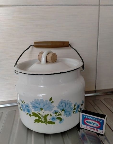 Бидончик эмалированный. Лоток. Судок. СССР