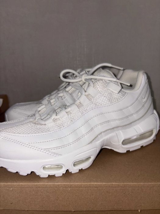 Nike Air Max 95 "Triple White" - Номер 41