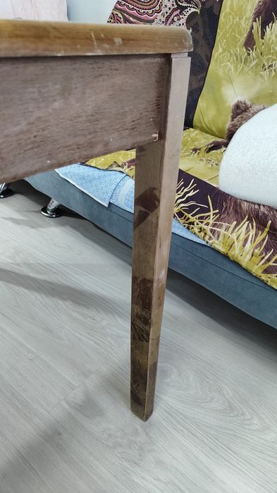 Продам стол б/у , в хорошем состоянии