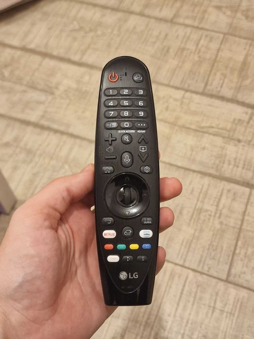 Smart TV LG 55UN73003LA 4K Ultra HD 139 cm Magic Remote - Impecabil