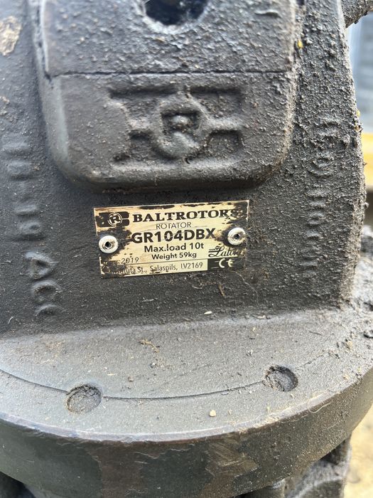 Vand graifar macara!