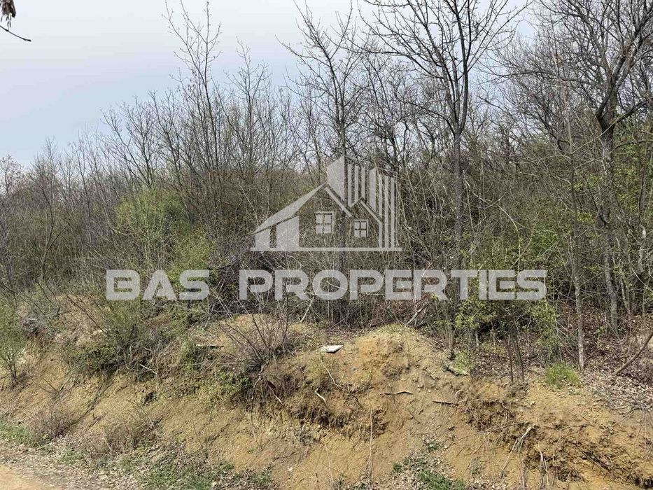 Парцел в София-гр.Нови Искър площ 1000