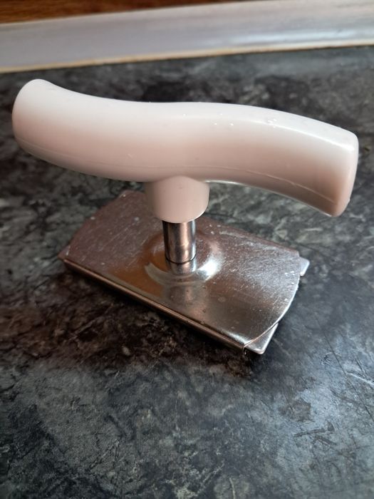 Отварачка за буркани