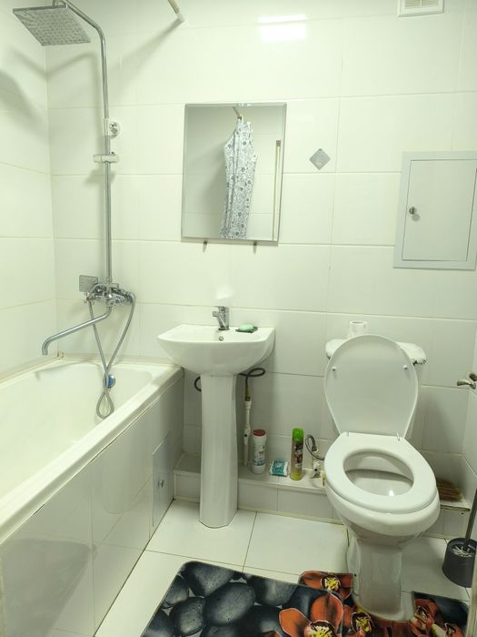 Аренда двух комнатная.  Кирпич