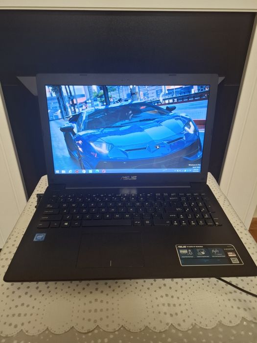 Leptop Asus (pentru piese)