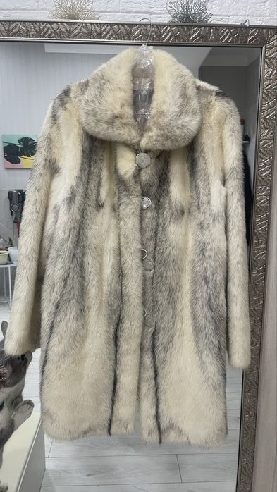 Продаю норковую шубу