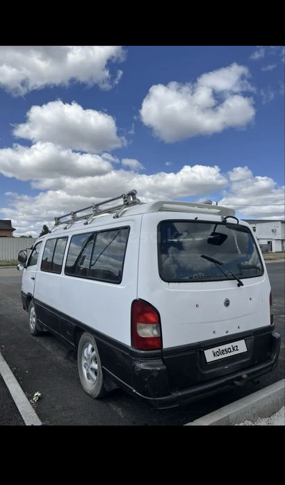 SsangYong Istana 2002г.
