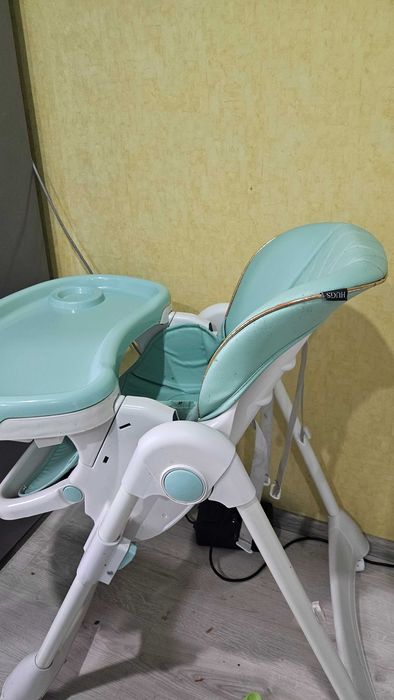 Продам стульчик для кормления