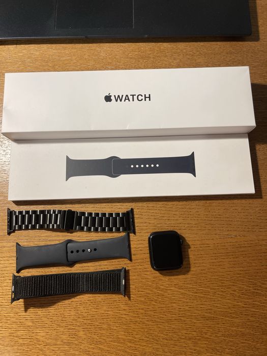 Часы Apple watch SE 2 44