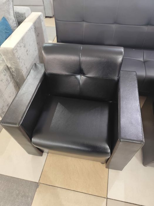 Продается кресло для офиса новые