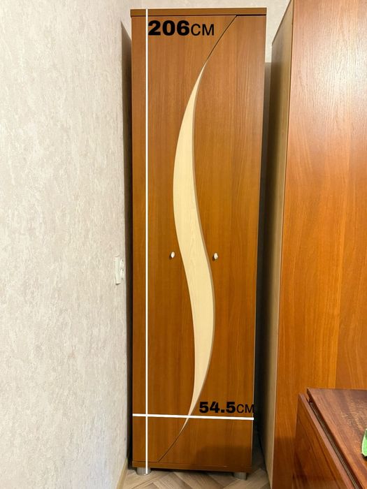 Горка для гостиной с гардеробом