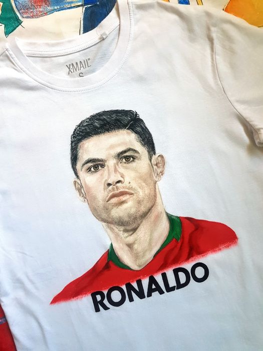 Ръчно рисувана тениска