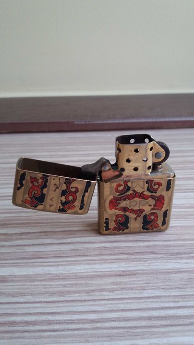 bricheta ZIPPO, casca, tabachera