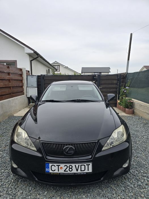 Lexus     IS220D