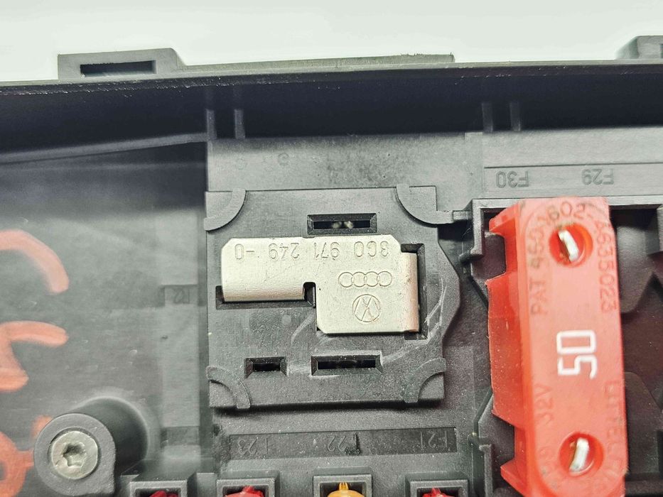 Panou sigurante  Skoda Octavia 2 (1Z3) [Fabr 2004-2013] 3C0971249