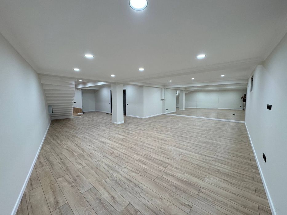 Катта Хасанбой 2.5соток Уй сотаман. Срочно Продаю дом 2.5соток