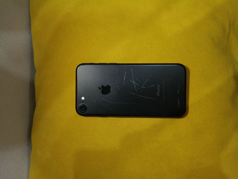 IPhone 7  АКБ 100%