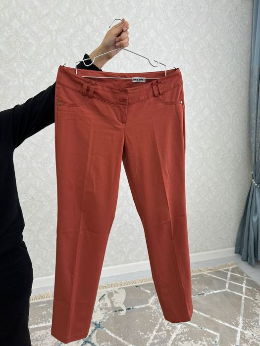 Джинсы                    .