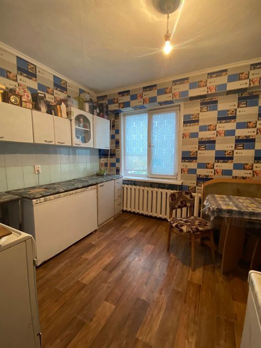 Продам трёхкомнатной дом в с.Перевальном