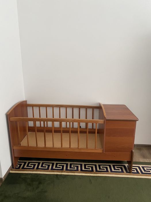 Детская кровать с колыбелькой