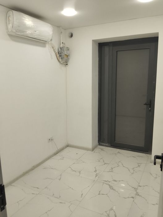 Ул. Саломатина малая кольцевая 1этаж 2комнаты 35м² в доль дороги Юр ад