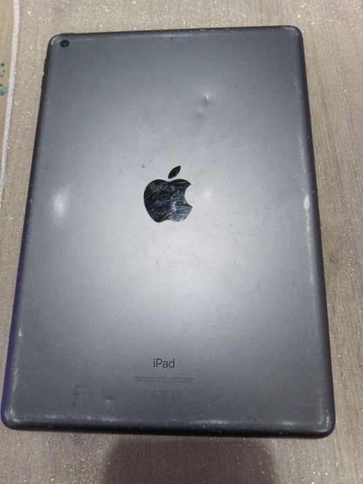 Ipad 9th touch schimbat  baterie 99%