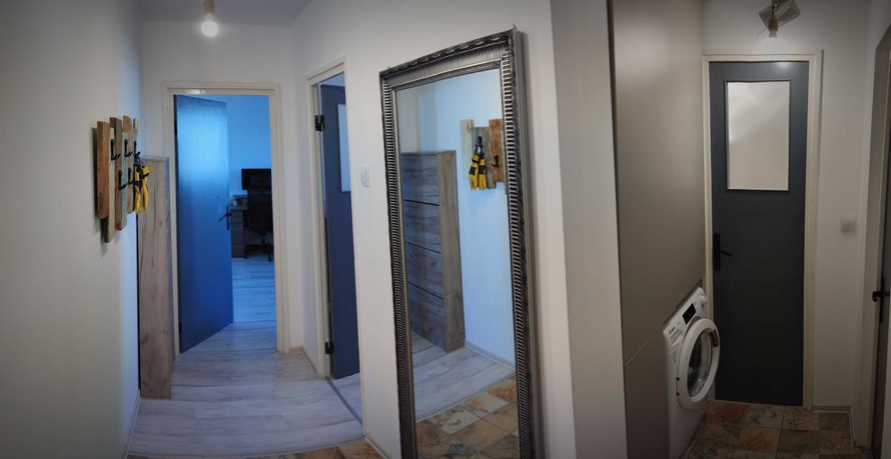 Apartament 2 Camere Renovat - Utilat 55mp Decomandat Etaj 3