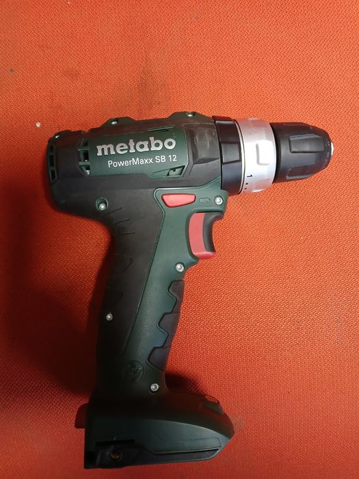Metabo 12v cu percutie,noua