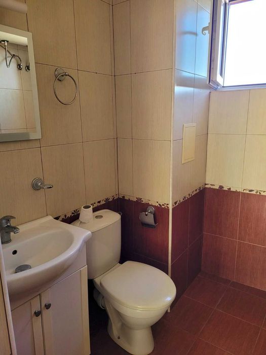 Давам апартамент под наем в Сарафово