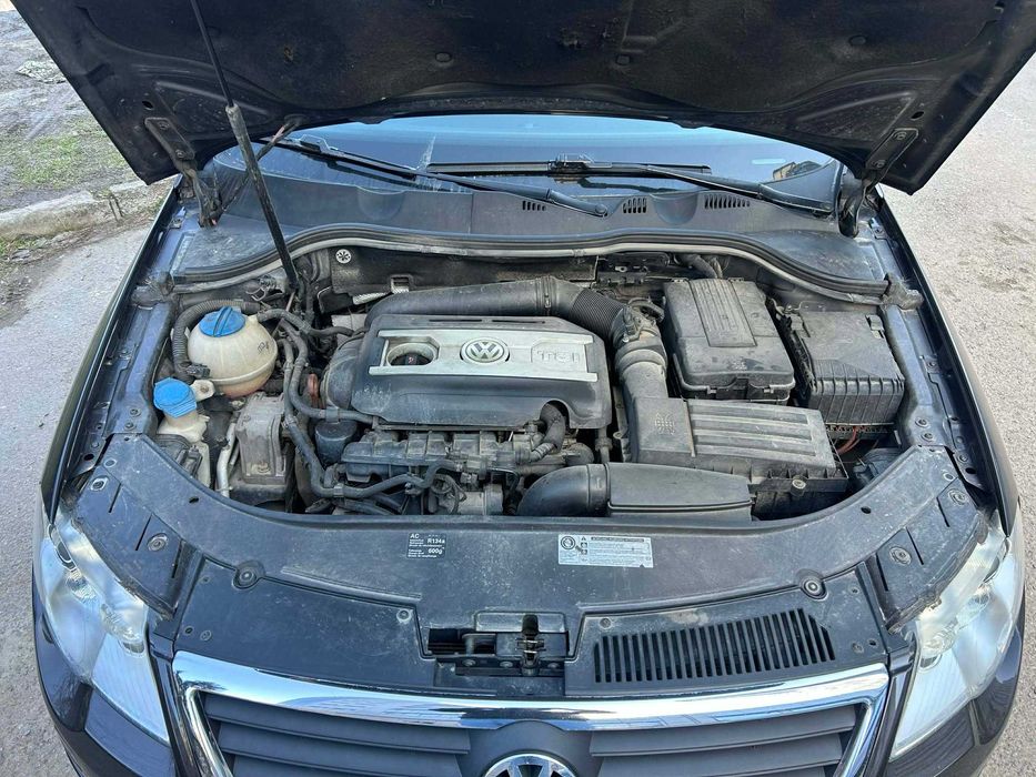 Продавам Passat B6