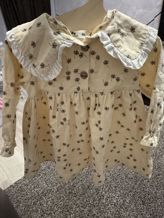 Продам платья для девочки